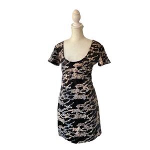 Sequin cocktail party dress size large Like new!